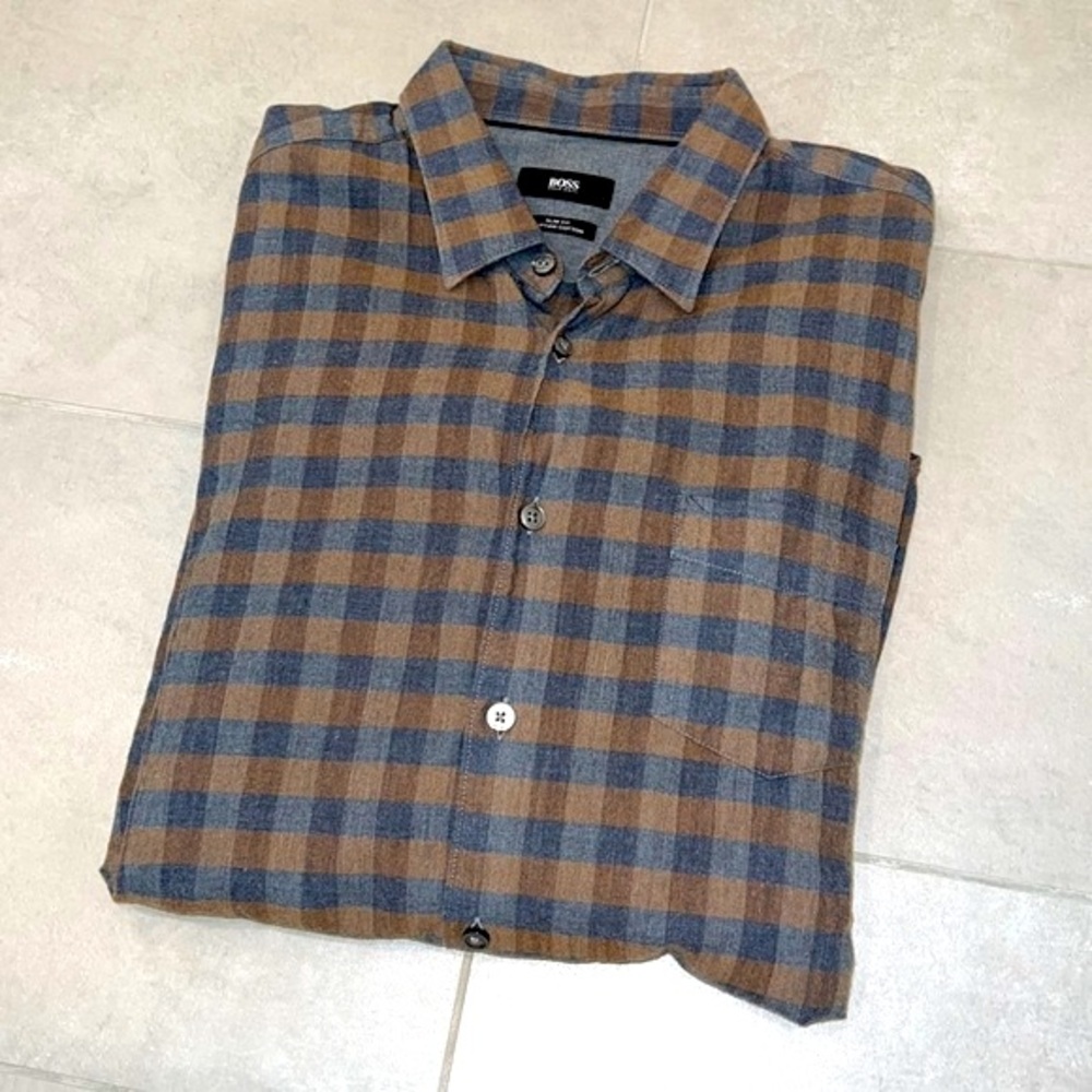Boss by Hugo Boss - Slim Fit Egyptian Cotton Button Down. Size Large